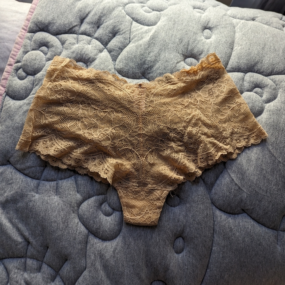 Victoria's Secret Very Sexy Lacy Boy Short Underwear